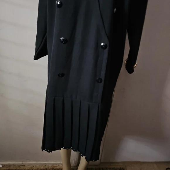 Chic Black Polka Dot Midi Dress - Picture 3 of 6